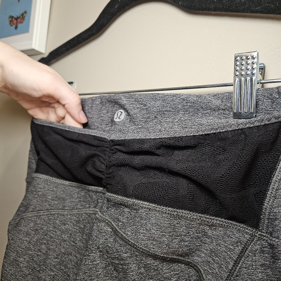 Lululemon Mid-Rise Crop Running Tights - Picture 6 of 8